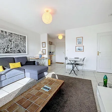 Avec Balcon Et Parking A 50m De La Plage, Centre De - Fr-1-361-337 Apartmán Granville