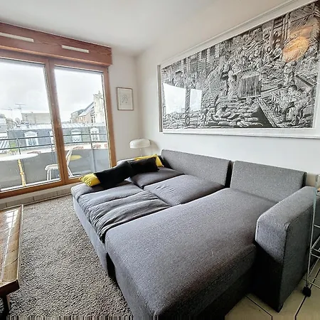 Avec Balcon Et Parking A 50m De La Plage, Centre De - Fr-1-361-337 Granville
